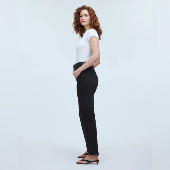 MADEWELL The Curvy 90s Straight Jean in Belmere Wash - Picture 3 of 11
